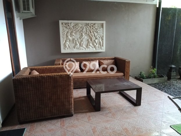 Lokasi strategis! Rumah siap huni disewakan di Ngaglik LB 230m2 Lokasi strategis! Rumah siap huni disewakan di Ngaglik LB 230m2