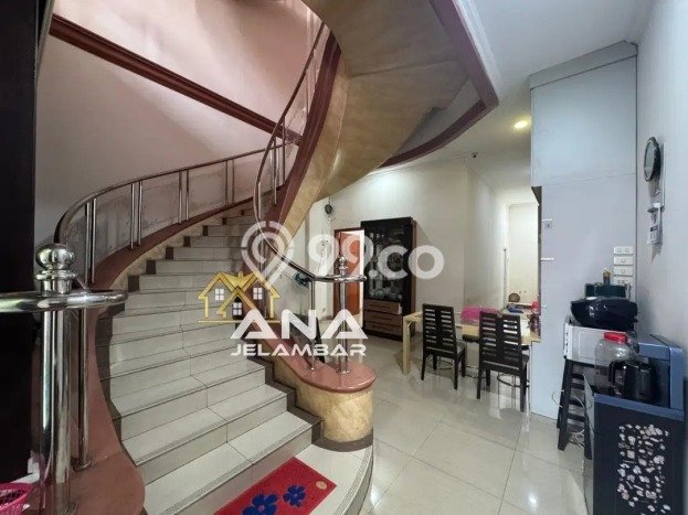 Rumah Elit Modern Siap Huni di Jelambar Jakarta Barat Rumah Elit Modern Siap Huni di Jelambar Jakarta Barat