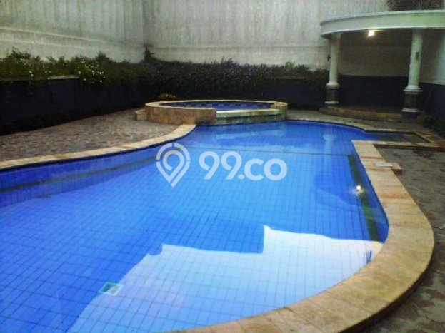 Rumah Lokasi Strategis di Cilandak, Jakarta Selatan, Luas 310m² LB 450m² Rumah Lokasi Strategis di Cilandak, Jakarta Selatan, Luas 310m² LB 450m²
