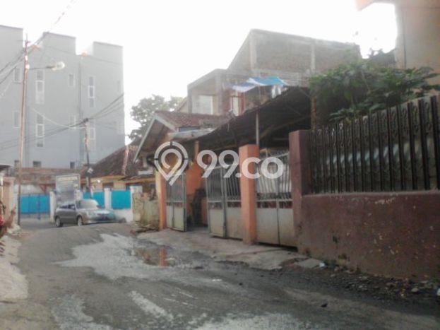 Rumah kawasan Gatot Subroto, Bandung, LT 140m² Bangunan 165m² Rumah kawasan Gatot Subroto, Bandung, LT 140m² Bangunan 165m²