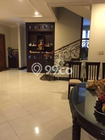 HARGA SPECIAL! Rumah Asri di Permata Buana, Jakarta Barat, LT 200m² Bangunan 450m² BISA KPR! HARGA SPECIAL! Rumah Asri di Permata Buana, Jakarta Barat, LT 200m² Bangunan 450m² BISA KPR!