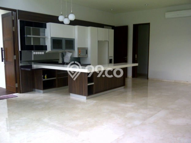 Rumah Elit Modern Tanpa Renovasi di Kemang Jakarta Selatan Rumah Elit Modern Tanpa Renovasi di Kemang Jakarta Selatan