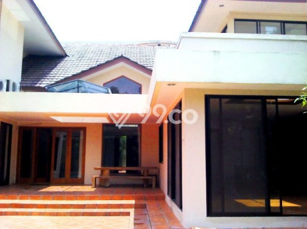 Jual Rumah Mewah Megah Dengan View Eksklusif di Pejaten, Jakarta Selatan Jual Rumah Mewah Megah Dengan View Eksklusif di Pejaten, Jakarta Selatan