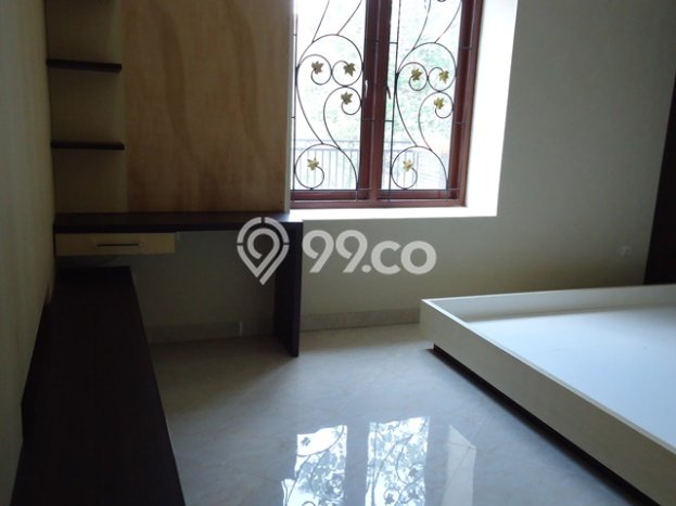 Dijual Rumah 4 Kamar Lokasi Ideal Bagus dan Strategis di Gunung Putri Dijual Rumah 4 Kamar Lokasi Ideal Bagus dan Strategis di Gunung Putri