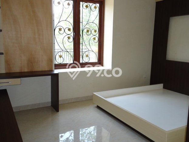 Dijual Rumah 4 Kamar Lokasi Ideal Bagus dan Strategis di Gunung Putri Dijual Rumah 4 Kamar Lokasi Ideal Bagus dan Strategis di Gunung Putri