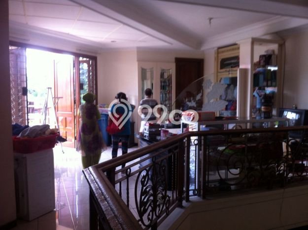 Rumah di Dharma Husada, Surabaya, LT 306m² Bangunan 400m² Rumah di Dharma Husada, Surabaya, LT 306m² Bangunan 400m²
