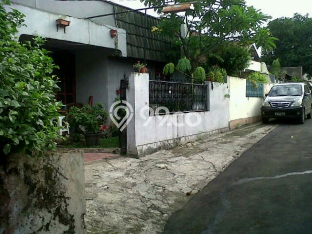 Hunian Asri 11 KT di Tebet, Jakarta Selatan - LT 475m² Hunian Asri 11 KT di Tebet, Jakarta Selatan - LT 475m²