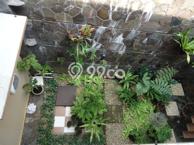 HOT PROPERTY! Rumah Premium area Arcamanik, Luas 300m² LB 290m² HOT PROPERTY! Rumah Premium area Arcamanik, Luas 300m² LB 290m²