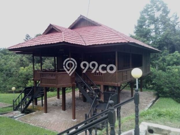 Rumah Terawat area Balikpapan Utara, Balikpapan, Luas Tanah 52630m2m², LB 1000m2m² Rumah Terawat area Balikpapan Utara, Balikpapan, Luas Tanah 52630m2m², LB 1000m2m²