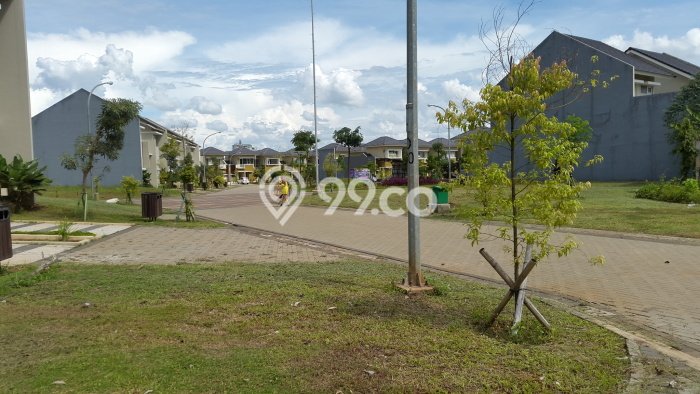 Kesempatan Investasi Rumah Terawat di Kawasan BSD Eminent, Tangerang Kesempatan Investasi Rumah Terawat di Kawasan BSD Eminent, Tangerang