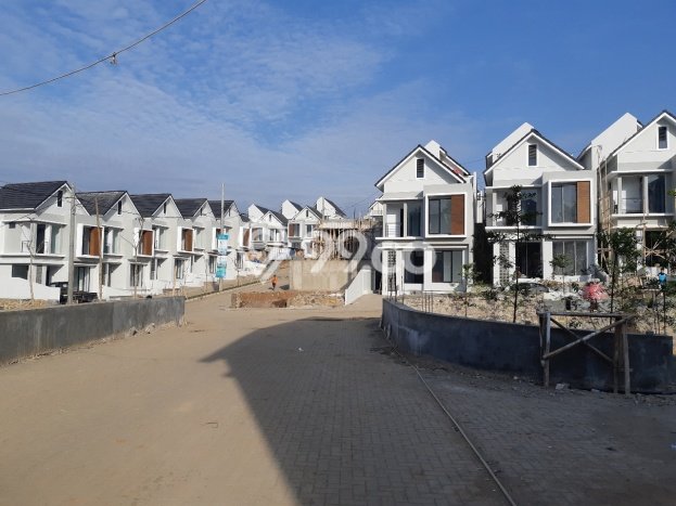 Rumah Siap Huni di Padasuka, Bandung, Luas 102m² LB 75m² Rumah Siap Huni di Padasuka, Bandung, Luas 102m² LB 75m²