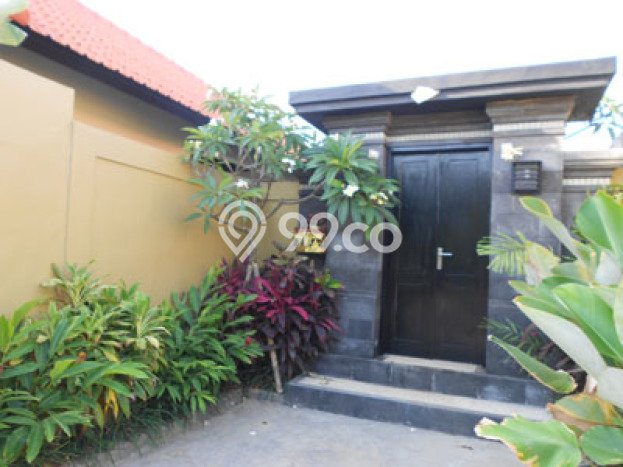 Rumah kawasan Kerobokan, Akses ke Sekolah, LT 300m² Rumah kawasan Kerobokan, Akses ke Sekolah, LT 300m²
