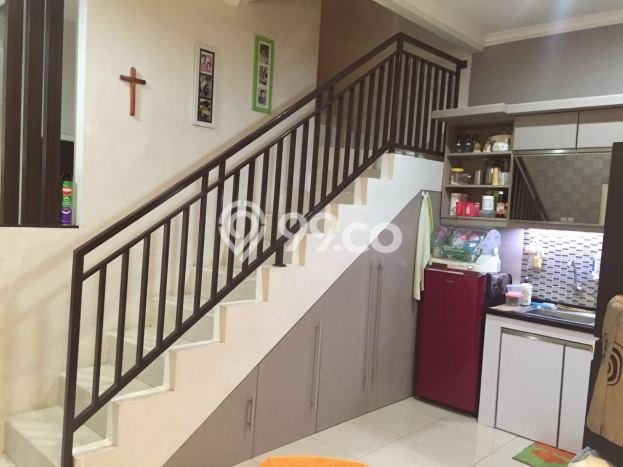 Rumah Minimalis 3 Kamar LT 105m2 di Graha Raya Rumah Minimalis 3 Kamar LT 105m2 di Graha Raya