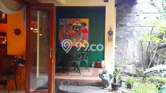 Dijual Rumah Premium dengan Fasilitas Sekitar Lengkap di Cilandak, Jakarta Selatan Dijual Rumah Premium dengan Fasilitas Sekitar Lengkap di Cilandak, Jakarta Selatan