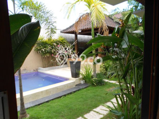 Rumah area Kerobokan, 3 KM, Design Modern, Luas 350m² Bangunan 130m² Rumah area Kerobokan, 3 KM, Design Modern, Luas 350m² Bangunan 130m²