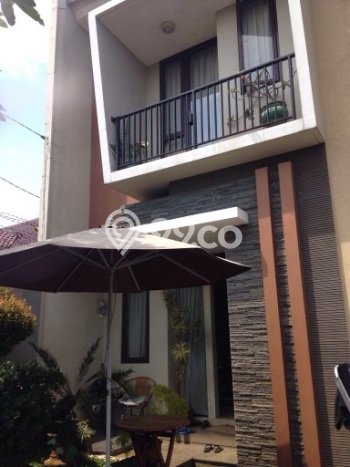 Rumah Terawat di Cinere, Depok, Luas 70m² Bangunan 105m² DIJUAL CEPAT! Rumah Terawat di Cinere, Depok, Luas 70m² Bangunan 105m² DIJUAL CEPAT!