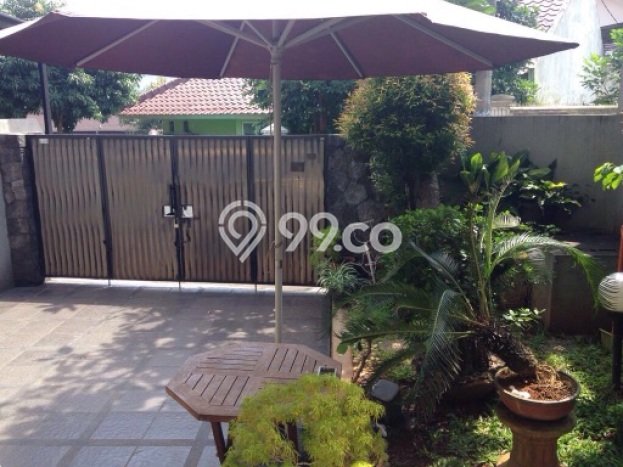 Rumah Terawat di Cinere, Depok, Luas 70m² Bangunan 105m² DIJUAL CEPAT! Rumah Terawat di Cinere, Depok, Luas 70m² Bangunan 105m² DIJUAL CEPAT!