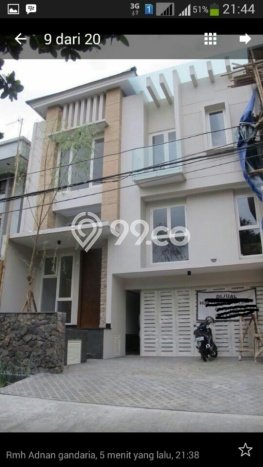 Dijual Rumah Mewah Exclusive di Kebayoran Baru, Jakarta Selatan Dijual Rumah Mewah Exclusive di Kebayoran Baru, Jakarta Selatan