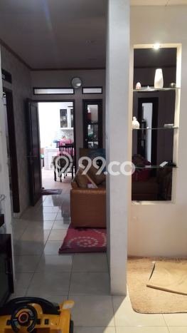 Hunian Nyaman Asri 2 KT Siap Huni di Bintaro Tangerang Selatan Hunian Nyaman Asri 2 KT Siap Huni di Bintaro Tangerang Selatan