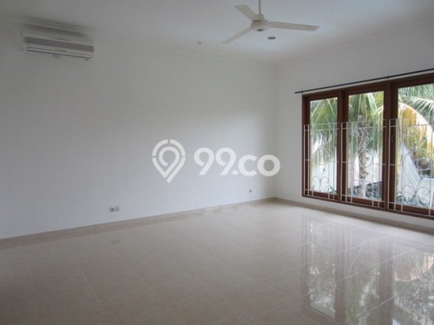 PENAWARAN EKSKLUSIF! Rumah kawasan Cipete, 5 KT, Lingkungan Elite, Luas 1000m² LB 500m² PENAWARAN EKSKLUSIF! Rumah kawasan Cipete, 5 KT, Lingkungan Elite, Luas 1000m² LB 500m²