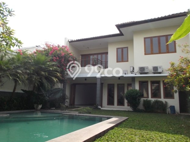 Rumah Asri di Kemang, 5 KT, Bebas Banjir Rumah Asri di Kemang, 5 KT, Bebas Banjir