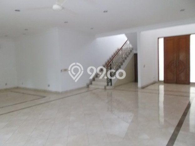 Rumah di Kemang, 4 KT, View Indah, Luas 900m² Bangunan 500m² Rumah di Kemang, 4 KT, View Indah, Luas 900m² Bangunan 500m²