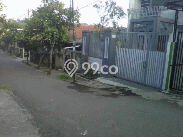 For Sale Rumah 3 Kamar Lokasi Ideal Nyaman dan Strategis di Jagakarsa For Sale Rumah 3 Kamar Lokasi Ideal Nyaman dan Strategis di Jagakarsa