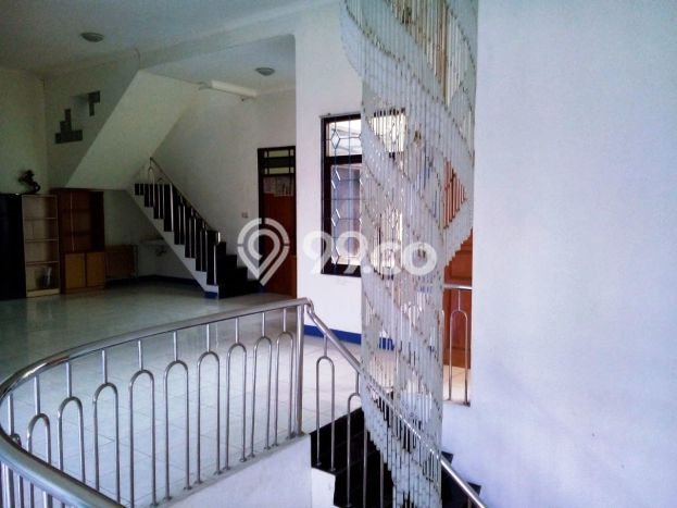 Siap Huni Hunian Elit 6 Kamar di Tembalang Dekat ke Mana Saja Siap Huni Hunian Elit 6 Kamar di Tembalang Dekat ke Mana Saja