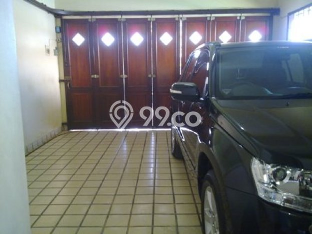 Investasi Menjanjikan 4 Kamar Tidur Lokasi Prestisius di Kawasan Berkembang Geger Kalong, Bandung Investasi Menjanjikan 4 Kamar Tidur Lokasi Prestisius di Kawasan Berkembang Geger Kalong, Bandung