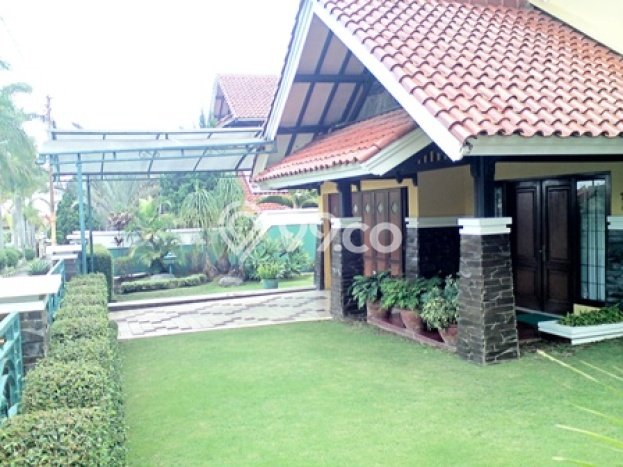 Investasi Menjanjikan 4 Kamar Tidur Lokasi Prestisius di Kawasan Berkembang Geger Kalong, Bandung Investasi Menjanjikan 4 Kamar Tidur Lokasi Prestisius di Kawasan Berkembang Geger Kalong, Bandung