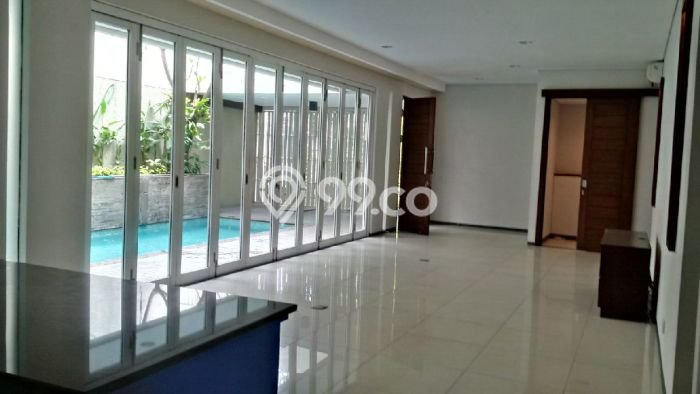 Rumah Sewa Jakarta Selatan LT 240m2 LB 350m2 Kawasan Senopati Rumah Sewa Jakarta Selatan LT 240m2 LB 350m2 Kawasan Senopati