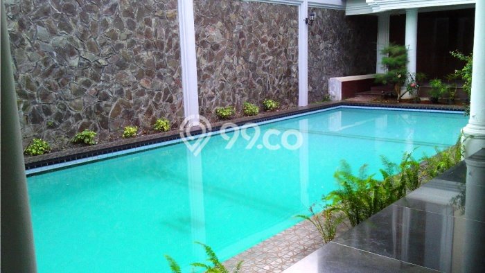 Rumah sewa siap huni 5 Kamar Tidur di Kemang, Jakarta Selatan Rumah sewa siap huni 5 Kamar Tidur di Kemang, Jakarta Selatan