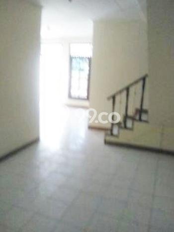 Rumah di Tomang, 2 KM, Design Minimalis, Luas 90m² LB 180m² Rumah di Tomang, 2 KM, Design Minimalis, Luas 90m² LB 180m²