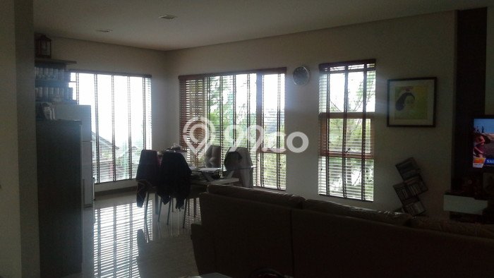 Rumah Luxury Modern Siap Huni di Setiabudi Bandung Rumah Luxury Modern Siap Huni di Setiabudi Bandung
