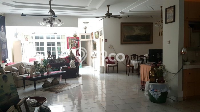 Rumah Luxury Modern Siap Huni di Meruya Jakarta Barat Rumah Luxury Modern Siap Huni di Meruya Jakarta Barat