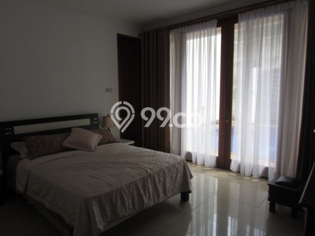 NEW LISTING! Rumah di Kemang, Siap Huni, 4 KM, Akses Kemang, Jakarta Selatan, Jakarta Selatan, Luas 400m² LB 300m² NEW LISTING! Rumah di Kemang, Siap Huni, 4 KM, Akses Kemang, Jakarta Selatan, Jakarta Selatan, Luas 400m² LB 300m²