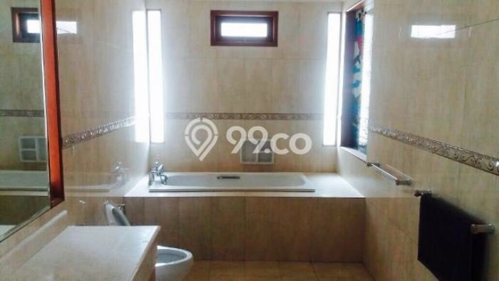 NEW LISTING! Rumah di Kemang, Siap Huni, 4 KM, Akses Kemang, Jakarta Selatan, Jakarta Selatan, Luas 400m² LB 300m² NEW LISTING! Rumah di Kemang, Siap Huni, 4 KM, Akses Kemang, Jakarta Selatan, Jakarta Selatan, Luas 400m² LB 300m²