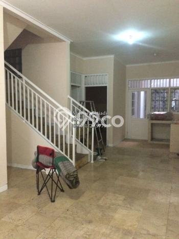 Rumah 4 KT 2 KM di Area Gandaria, Jakarta Selatan Rumah 4 KT 2 KM di Area Gandaria, Jakarta Selatan