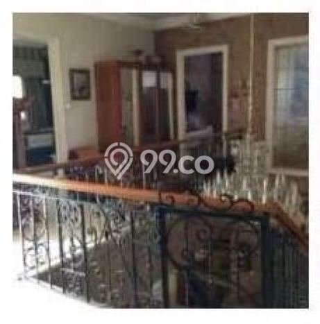 Rumah Mewah dengan Private Pool di Jl. Pangima Polim, Jakarta Selatan Rumah Mewah dengan Private Pool di Jl. Pangima Polim, Jakarta Selatan