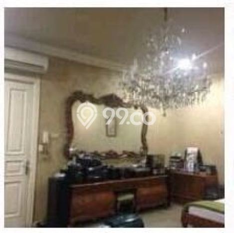 Rumah Mewah dengan Private Pool di Jl. Pangima Polim, Jakarta Selatan Rumah Mewah dengan Private Pool di Jl. Pangima Polim, Jakarta Selatan