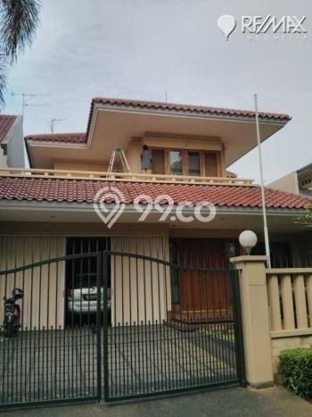Ready to Use! Premium House LT 504m2 Desain Modern di Kemang Ready to Use! Premium House LT 504m2 Desain Modern di Kemang