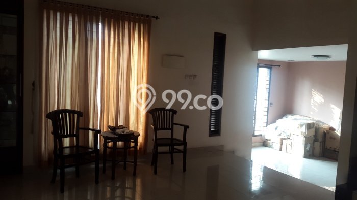Jual Rumah Mewah Elegan Dengan View Eksklusif di Tomang, Jakarta Barat Jual Rumah Mewah Elegan Dengan View Eksklusif di Tomang, Jakarta Barat