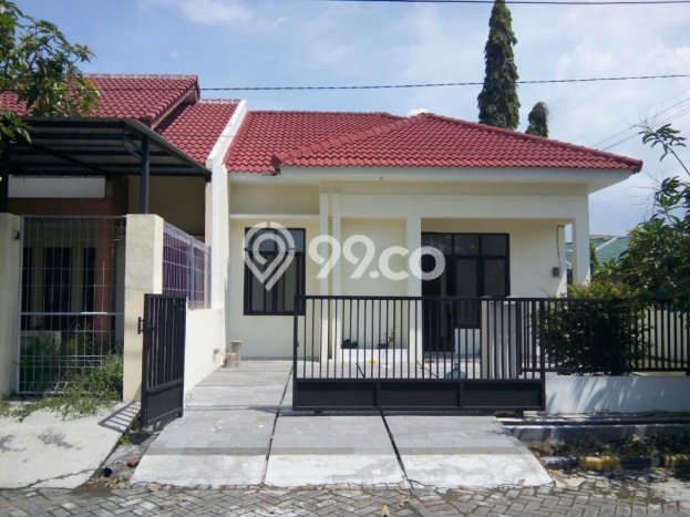 For Sale Rumah 2 Kamar Lokasi Ideal Bagus dan Strategis di Waru For Sale Rumah 2 Kamar Lokasi Ideal Bagus dan Strategis di Waru