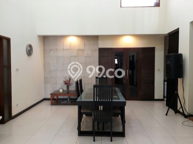 Rumah Idaman dengan 4 Kamar Tidur di Kawasan Elite Turangga, Bandung Rumah Idaman dengan 4 Kamar Tidur di Kawasan Elite Turangga, Bandung