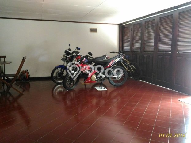 Bisa KPR! Rumah Asri area Lebak Bulus, LT 1m² LB 282m² Bisa KPR! Rumah Asri area Lebak Bulus, LT 1m² LB 282m²