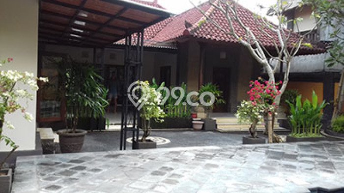 HARGA TERBAIK! Rumah area Sanur, 3 KT, Lingkungan Sejuk, LT 500m² Bangunan 200m² HARGA TERBAIK! Rumah area Sanur, 3 KT, Lingkungan Sejuk, LT 500m² Bangunan 200m²