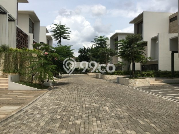 Dijual Rumah Elit Exclusive di Cilandak, Jakarta Selatan Dijual Rumah Elit Exclusive di Cilandak, Jakarta Selatan