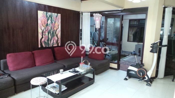 Rumah Luas Asri 4 KT Siap Huni di Cikutra Bandung Rumah Luas Asri 4 KT Siap Huni di Cikutra Bandung