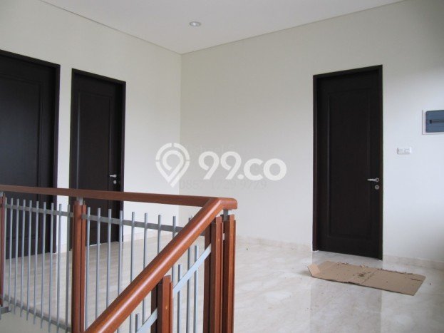 Rumah Terawat 4 KT 5 KM di Ampera, Jakarta Selatan Rumah Terawat 4 KT 5 KM di Ampera, Jakarta Selatan