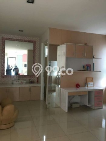 Rumah Mewah dan Strategis di Dago Bandung Utara Rumah Mewah dan Strategis di Dago Bandung Utara